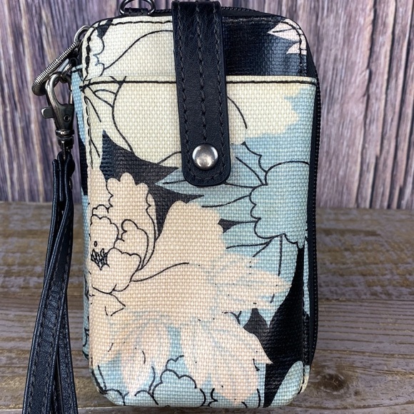 Sakroots Wristlet With Blue, Cream & Black Floral Print - Picture 3 of 7